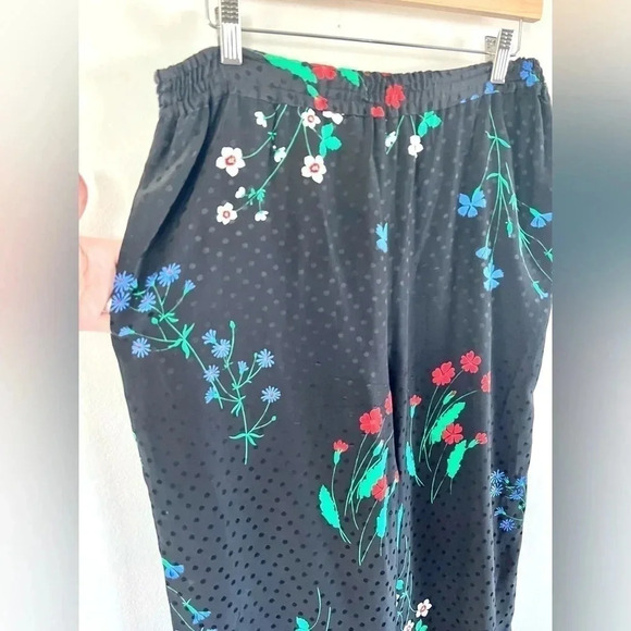 Givenchy 5 Paris 80s Vintage 100% Silk Black Floral Pul-On Wide Leg Pants Size 8 - Picture 2 of 9